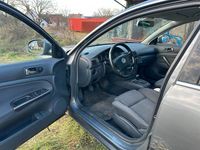 Usata VW Passat 110 CV (80 kW) 2004 Grigio Station wagon