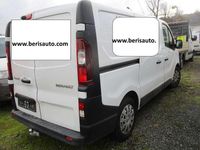Gebraucht Renault Trafic Komfort 95 PS (69 kW) 2018 Gletscherweiss Van / Kleinbus