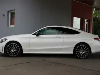 Gebraucht Mercedes C400 AMG line 333 PS (244 kW) 2018 Weiß Coupé
