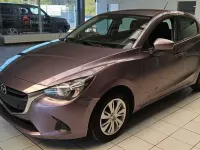 Gebraucht Mazda 2 Center-Line 75 PS (55 kW) 2015 Limousine
