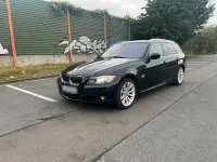 Gebraucht BMW 325 218 PS (160 kW) 2011 Schwarz Kombi