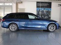 Gebraucht BMW 318 156 PS (114 kW) 2024 Phytonicblau metallic (metallic) Kombi