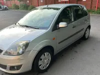 Gebraucht Ford Fiesta 80 PS (58 kW) 2007 Silber Kleinwagen