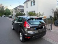 Gebraucht Ford Fiesta Celebration 101 PS (74 kW) 2016 Grau Kleinwagen