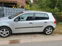 Gebraucht VW Golf V 105 PS (77 kW) 2007 Silber Kleinwagen