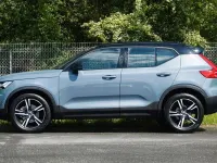 Gebraucht Volvo XC40 R-Design 197 PS (144 kW) 2022 Grau SUV