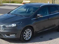 Gebraucht Ford Focus Titanium 120 PS (88 kW) 2017 Grau Kombi