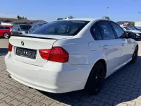 Gebraucht BMW 320 Sport Line 184 PS (135 kW) 2011 Weiß Limousine
