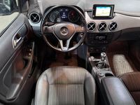 Gebraucht Mercedes B200 156 PS (114 kW) 2012 Schwarz Van / Kleinbus