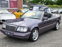 Gebraucht Mercedes 220 150 PS (110 kW) 1993 Braun Cabrio