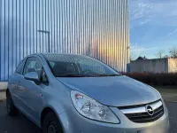 Używany Opel Corsa 60 KM (44 kW) 2006 Niebieski Sedan/Limuzyna