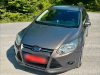 Usado Ford Focus 125 CV (91 kW) 2013 Gris Familiar
