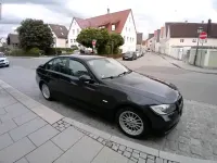 Gebraucht BMW 320 150 PS (110 kW) 2005 Blau Limousine