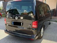 Second-hand VW Multivan Highline 179 CP (131 kW) 2014 Negru Monovolum