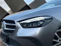 Gebraucht Mercedes B220 190 PS (139 kW) 2019 Mountaingrau Van / Kleinbus