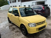 Gebraucht Daihatsu Cuore 56 PS (41 kW) 2000 Gelb Kleinwagen