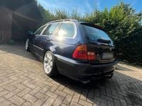 Gebraucht BMW 328 193 PS (141 kW) 1999 Blau Kombi