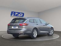 Gebraucht Opel Insignia 174 PS (127 kW) 2021 Licht grau m2 Kombi