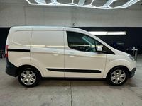 Gebraucht Ford Transit Trend 101 PS (74 kW) 2017 Weiß Limousine
