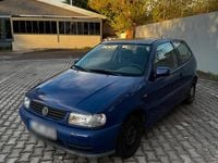 Gebraucht VW Polo 50 PS (36 kW) 1999 Blau Kleinwagen