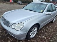 Gebraucht Mercedes C180 129 PS (94 kW) 2000 Silber Limousine