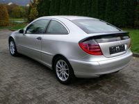 Gebraucht Mercedes CL180 143 PS (105 kW) 2003 Silber metallic Coupé
