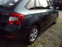 Gebraucht Skoda Rapid Active 105 PS (77 kW) 2015 Metalgrau metallic Limousine