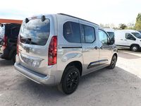 Neu Fiat Doblò 131 PS (96 kW) 2025 Maestro grau metallic Van / Kleinbus