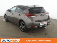 Gebraucht Toyota Auris Hybrid Team 136 PS (100 kW) 2019 Grau Limousine