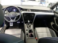 Gebraucht VW Passat Elegance 200 PS (147 kW) 2024 Blau Kombi