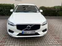 Gebraucht Volvo XC60 Momentum 150 PS (110 kW) 2019 Weiß SUV