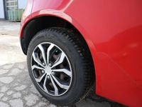 Gebraucht Mitsubishi Colt Basis 75 PS (55 kW) 2011 New red Kleinwagen