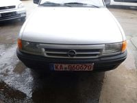 Gebraucht Opel Astra 75 PS (55 kW) 1993 Silber Limousine