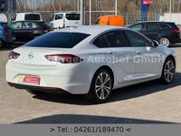 Gebraucht Opel Insignia Dynamic 165 PS (121 kW) 2017 Weiß Limousine