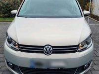 gebraucht VW Touran 1.6 TDI "Life" Navi Park Assist