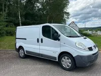 Gebraucht Renault Trafic 114 PS (83 kW) 2013 Weiß Van / Kleinbus