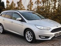 Gebraucht Ford Focus 120 PS (88 kW) 2018 Silber Limousine