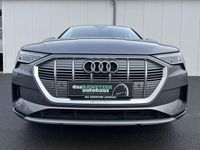 Gebraucht Audi e-tron Advanced Plus 230 kW (313 PS) 2022 Taifungrau SUV