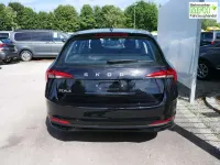 Neu Skoda Scala Selection 116 PS (85 kW) 2025 Blackmagic perleffekt Kleinwagen