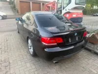 Gebraucht BMW 320 170 PS (125 kW) 2009 Schwarz Coupé