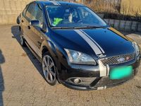 Używany Ford Focus 125 KM (91 kW) 2006 Czarny Sedan/Limuzyna