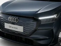 Neu Audi Q4 e-tron Ambiente 150 kW (204 PS) 2026 Plasmablau SUV