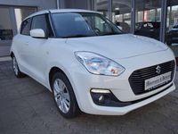 Gebraucht Suzuki Swift Comfort 90 PS (66 kW) 2019 Pure white pearl Kleinwagen