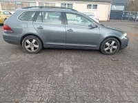 Gebraucht VW Golf VI Comfortline 105 PS (77 kW) 2011 Grau Kleinwagen