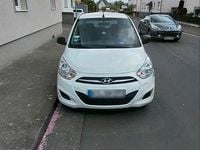 Gebraucht Hyundai i10 69 PS (50 kW) 2013 Weiß Kleinwagen