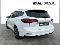 Gebraucht Ford Focus Titanium 125 PS (91 kW) 2024 Weiß Kombi