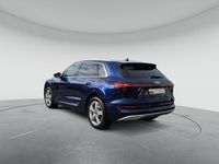 Gebraucht Audi e-tron Advanced Plus 300 kW (408 PS) 2022 Navarrablau metallic SUV