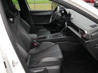 Gebraucht Cupra Leon VZ 300 PS (220 kW) 2023 Weiß Limousine