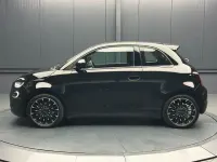Gebraucht Fiat 500e Icon 86 kW (118 PS) 2022 Onyx schwarz Kleinwagen