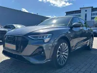Gebraucht Audi e-tron S-Line 230 kW (313 PS) 2022 Daytonagrau perleffekt SUV
